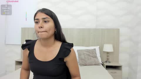 Snapshot of arlet_powell chatting on 24, 11, 2025 Arlet Powell online show from 24, 11, 2025