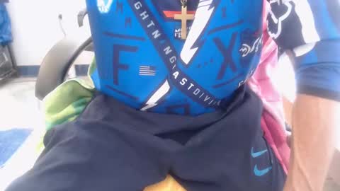 Snapshot of armaduradeacero chatting on 2, 2, 2025 armaduradeacero online show from 2, 2, 2025