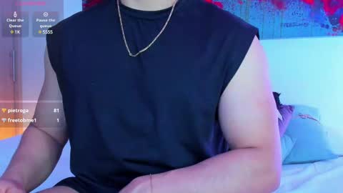 Snapshot of arminjones1 chatting on 13, 2, 2025 online show from 13, 2, 2025