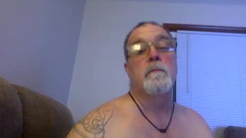 Snapshot of armyguy5311 chatting on 9, 4, 2026 armyguy5311 online show from 9, 4, 2026