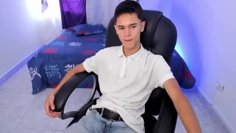 Aaron online show from 6, 10, 2025