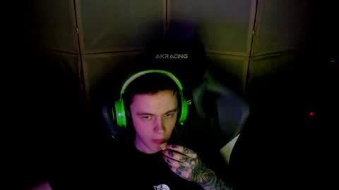 biggest penis  online show from 28, 1, 2025