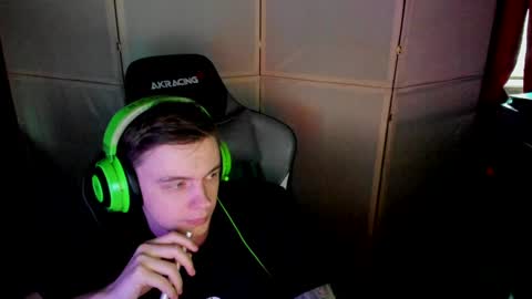 biggest penis  online show from 31, 1, 2025