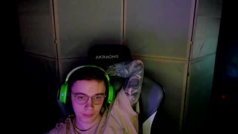 biggest penis  online show from 13, 2, 2025