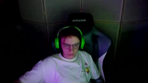 biggest penis  online show from 28, 2, 2025