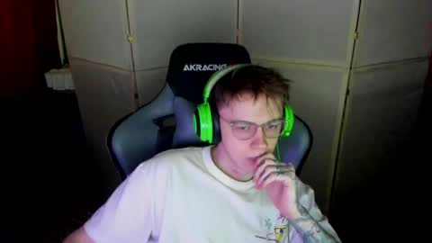 biggest penis  online show from 4, 3, 2025