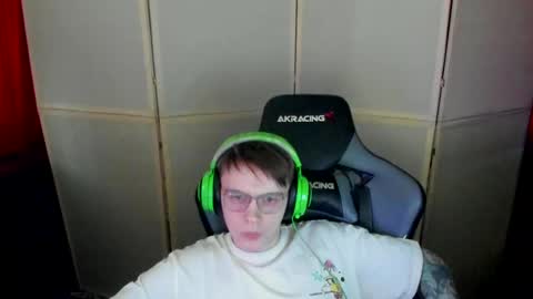 biggest penis  online show from 9, 3, 2025