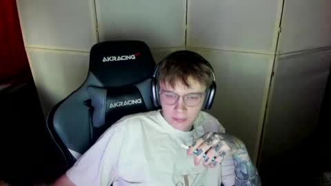 biggest penis  online show from 10, 3, 2025