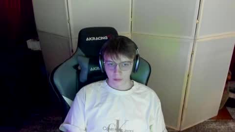 biggest penis  online show from 10, 3, 2025