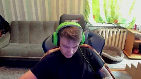 biggest penis  online show from 30, 9, 2025