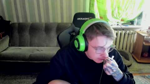 biggest penis  online show from 1, 10, 2025