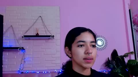 Snapshot of aronandmoli chatting on 14, 6, 2026 aronandmoli online show from 14, 6, 2026