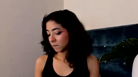 Snapshot of aronandmoli chatting on 20, 6, 2026 aronandmoli online show from 20, 6, 2026