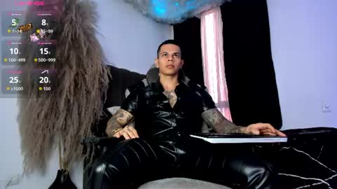 Snapshot of arondark chatting on 26, 6, 2026 DarkMaster online show from 26, 6, 2026