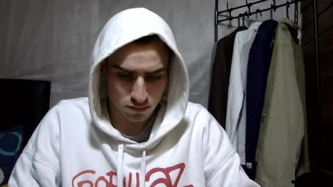 Snapshot of arongfranco chatting on 22, 4, 2026 Aron G Franco online show from 22, 4, 2026