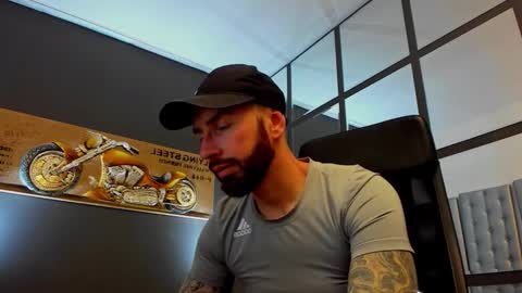 AronGrant online show from 22, 2, 2026