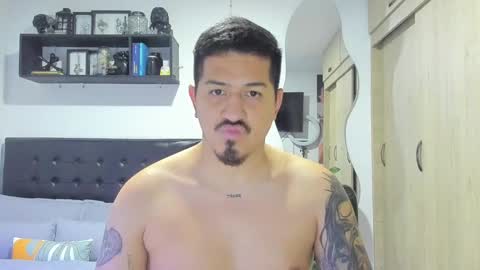 Snapshot of aronwilliams69 chatting on 18, 10, 2025 ARON Independent model online show from 18, 10, 2025