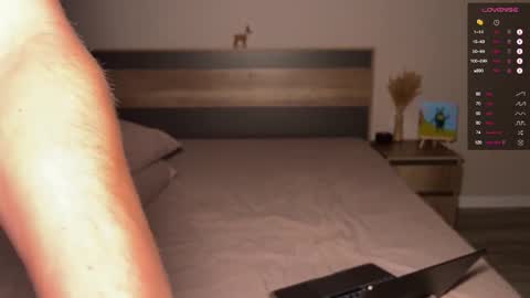 Snapshot of aronyou_win chatting on 17, 10, 2025 Aron and Phil solo online show from 17, 10, 2025