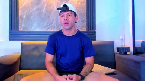 Aroon   online show from 28, 11, 2025