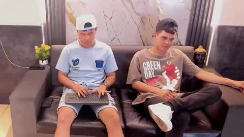 Snapshot of aroon_sexx21 chatting on 31, 3, 2026 Aroon online show from 31, 3, 2026