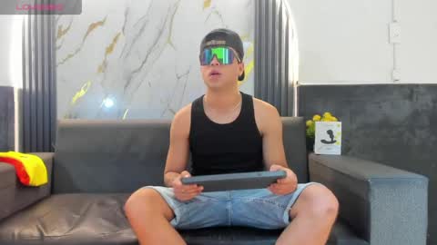 Snapshot of aroon_sexx21 chatting on 20, 4, 2026 Aroon online show from 20, 4, 2026