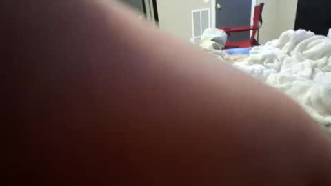 Snapshot of arranarnett1 chatting on 5, 10, 2025 Arran Arnett online show from 5, 10, 2025