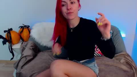 arri_ella online show from 27, 10, 2025