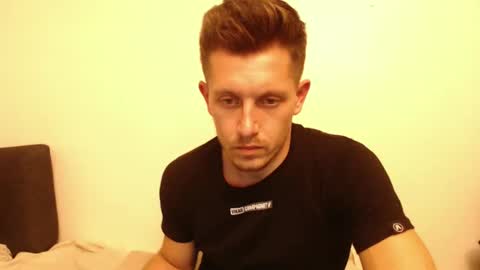 Snapshot of arromwilliam90 chatting on 7, 12, 2024 arromwilliam90 online show from 7, 12, 2024