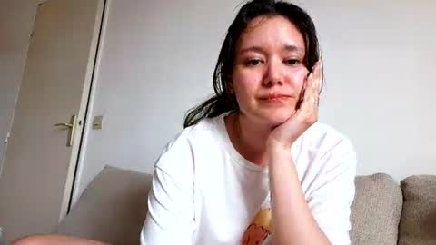 Snapshot of arrosemoi chatting on 28, 4, 2026 arrosemoi online show from 28, 4, 2026
