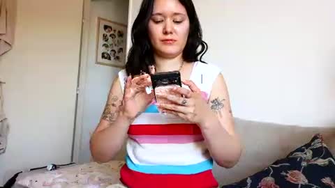 Snapshot of arrosemoi chatting on 12, 5, 2026 arrosemoi online show from 12, 5, 2026