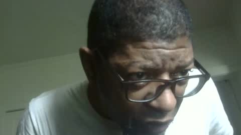 Snapshot of arteblazze chatting on 18, 6, 2026 Arteblazze not daddy boy bitch or nigga online show from 18, 6, 2026