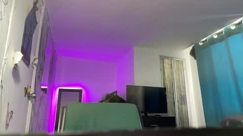   online show from 23, 12, 2024