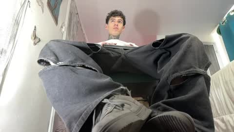   online show from 10, 1, 2025