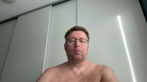 Snapshot of artexhib69 chatting on 26, 2, 2026 artexhib69 online show from 26, 2, 2026