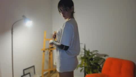 Snapshot of artgea chatting on 9, 4, 2026 Linda independent model artgeea online show from 9, 4, 2026