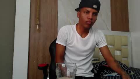 Snapshot of arthur_collins_ chatting on 23, 6, 2026 ARTHUR online show from 23, 6, 2026