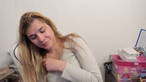 MIA online show from 30, 10, 2025