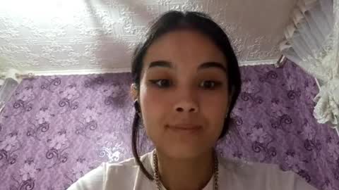 Amina online show from 5, 12, 2025