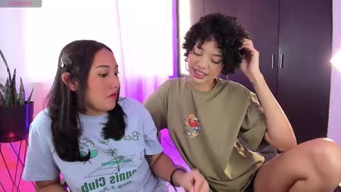Snapshot of ary_and_kel chatting on 10, 2, 2026 Ariana and Kelsieh online show from 10, 2, 2026