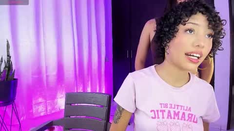 Snapshot of ary_and_kel chatting on 18, 2, 2026 Ariana and Kelsieh online show from 18, 2, 2026