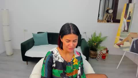 Snapshot of arya_lexa chatting on 4, 12, 2025 Arya online show from 4, 12, 2025