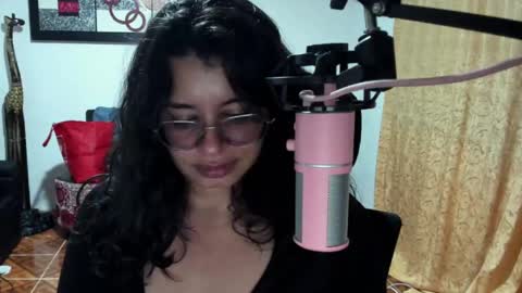 Snapshot of arya_miller chatting on 3, 6, 2026 Arya Miller online show from 3, 6, 2026