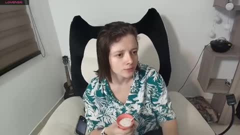 Snapshot of arya_starkw chatting on 12, 4, 2026 Ary 3 online show from 12, 4, 2026