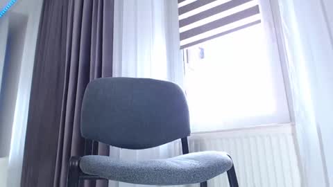 AryanAian1 online show from 3, 12, 2025