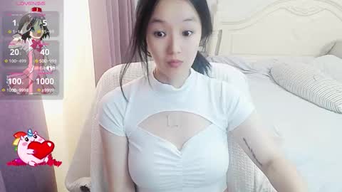 Snapshot of arylia_3 chatting on 25, 11, 2025 Lily online show from 25, 11, 2025