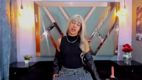 Snapshot of asa_noir chatting on 17, 12, 2025 Asa Noir online show from 17, 12, 2025