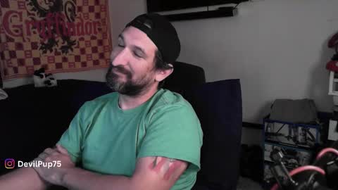 devilPup75 online show from 17, 11, 2025