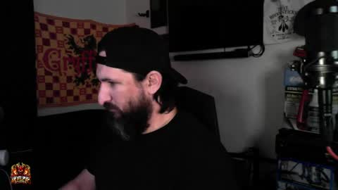 Snapshot of asanator101 chatting on 13, 4, 2026 devilPup75 online show from 13, 4, 2026