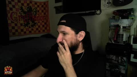 Snapshot of asanator101 chatting on 15, 4, 2026 devilPup75 online show from 15, 4, 2026