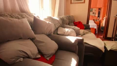 Snapshot of ascbi chatting on 15, 2, 2025 Troy online show from 15, 2, 2025